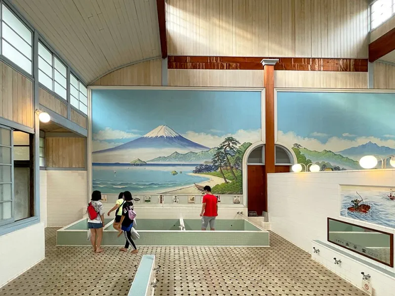 Buckets, Beer, and a Painted Fuji: What Tokyo's Sento Taught Me About Being a Guest