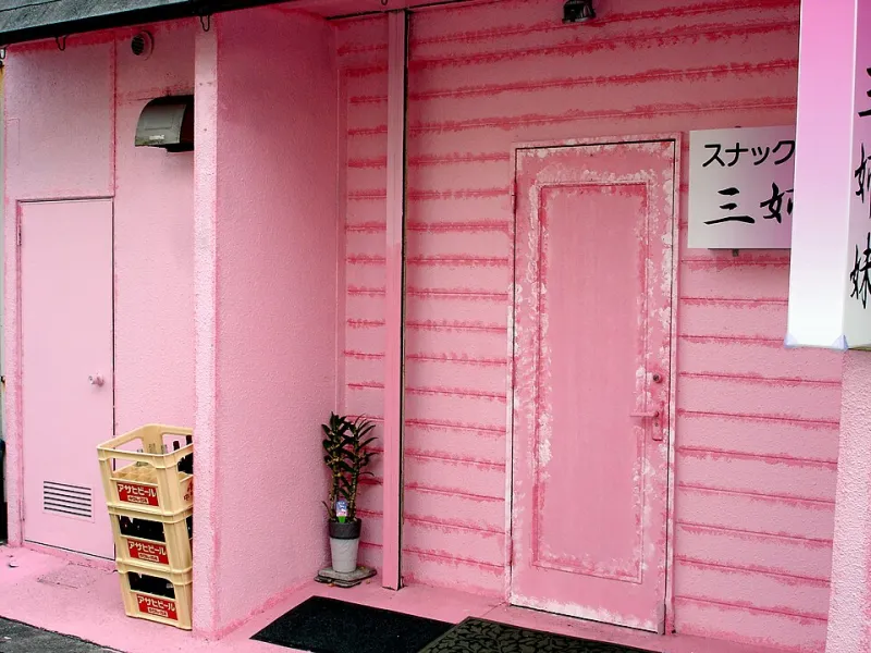 One Night, One Mom-San, Zero Regrets: Falling Into Tokyo's Snack Bar Rabbit Hole